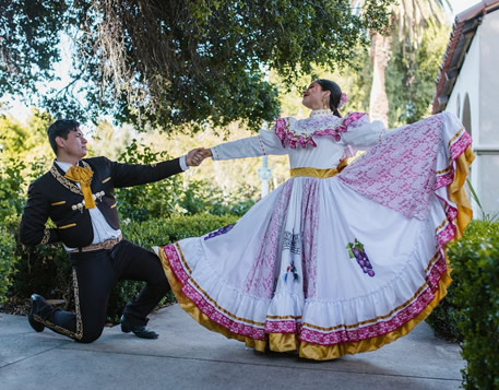 Trajes Tipicos en Suba